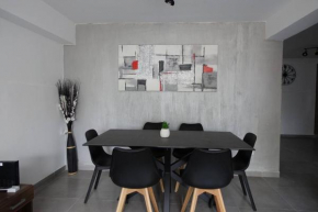 Urban front - Walking distance from paceville and st george bay beach